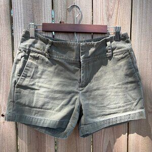 Banana Republic Womens Army Green Shorts Size 4 Capsule Casual Preppy Cotton
